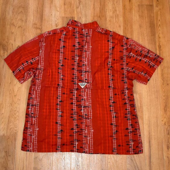 Columbia Red PFG Vented Button Front Fishing Shirt Sz LG - Picture 2 of 4